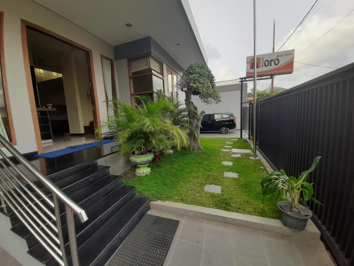 Alloro Guesthouse Pacitan Exteriör bild